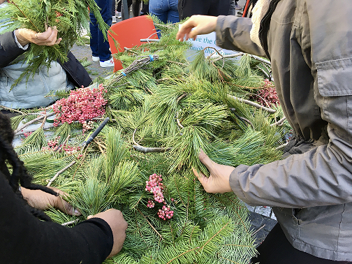 Winterfest23 Wreath Making.