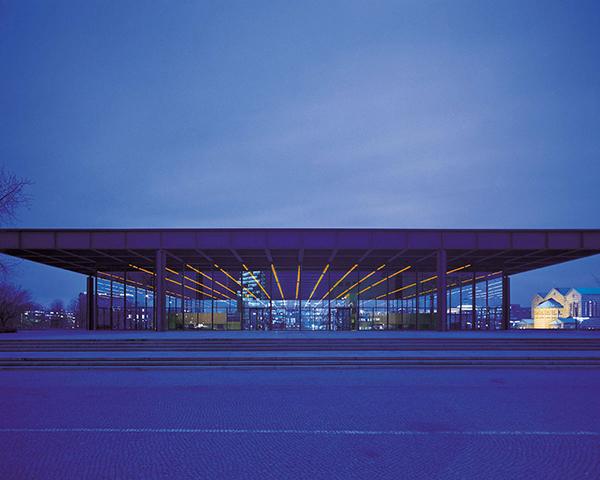 Jenny Holzer: Installation for Neue Nationalgalerie, 2001