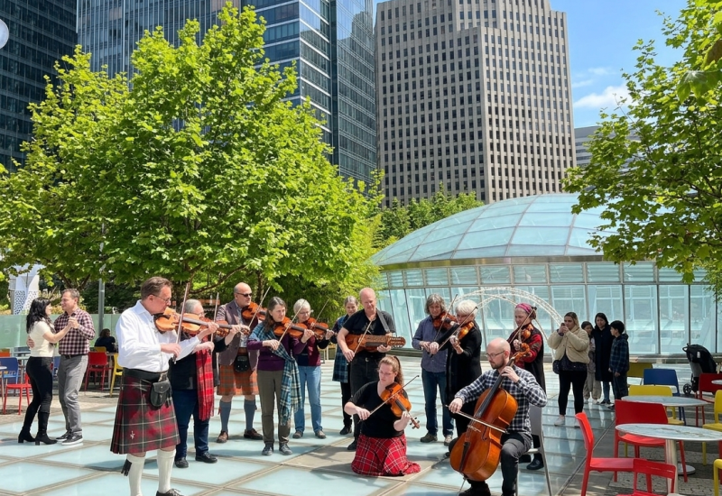 San Francisco Scottish Fiddlers on Main Plaza.