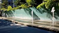 Ned Kahn’s “Bus Fountain” .
